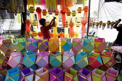 Diwali 2023 Decor Ideas: From Classic Lamps to Glass Jar Lanterns, Illuminate Your Home and Public Spaces