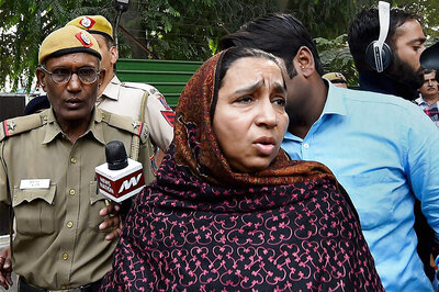 Missing JNU Student Najeeb Ahmad's Mother Stages Protest in Lucknow