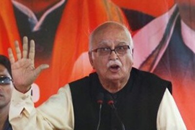UPA govt has made CBI political tool: Advani
