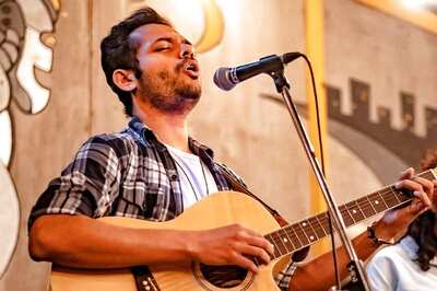 Indie Singer ALR on How Covid-19 Deaths Inspired Him to Write 'Reminiscing' About His Own Loss