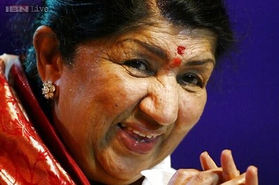 Mohammed Rafi's tracks will be remembered for a thousand years: Lata Mangeshkar
