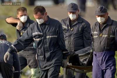 MH17 crash: Ukraine rebels take full control of bodies