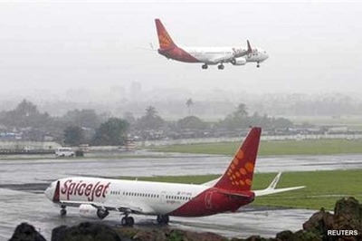 Oil Ministry asks SpiceJet to submit 10-day plan for revival, airline to start operation by 4 PM