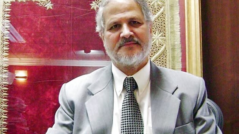Delhi L-G to meet AAP, BJP and Congress; discuss government formation