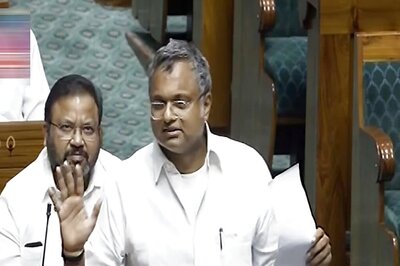 ED Summons Karti Chidambaram in PMLA Probe; MP Calls it 'Most Bogus' Case