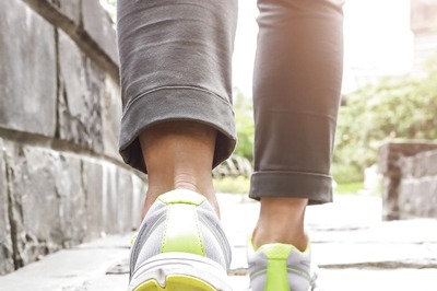 Jogging Or Brisk Walking: Which Is Better For Weight Loss?