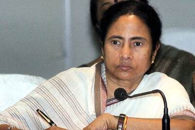 Mamata attacks Congress-BJP syndicate for clearing Telangana