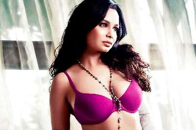 Item girl Kavitta Verma is sorry for her blasphemous pose in 'Policegiri'