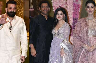 Sanjay Dutt, MS Dhoni And Shanaya Kapoor Dazzle At Anant Ambani-Radhika Merchant's Mehendi; Watch