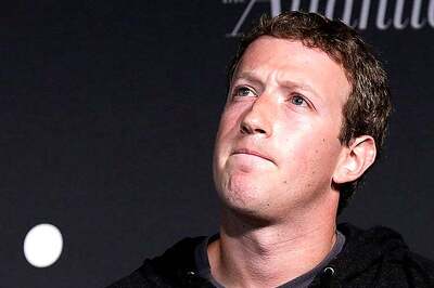 Zuckerberg sympathetic to Apple; calls backdoor to encryption not a 'right thing to do'