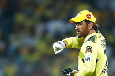 'MS Dhoni Never Takes Painkiller': Former India Cricketer Reveals Why CSK Captain Refuses to Show He's in Pain