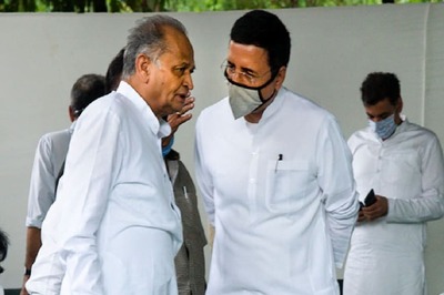 Gehlot’s Cabinet to Meet Shortly, May Call Assembly Session as HC Grants Pilot Relief Till Friday