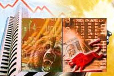 Mkts close flat tracking Asian peers