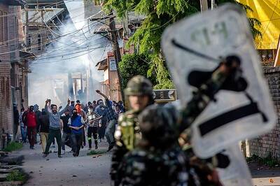 2 Militants Killed in Pulwama Encounter, Civilian Dies During Clashes