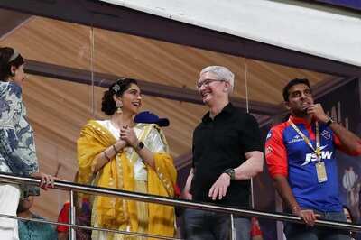 Apple CEO Tim Cook Drops in at Arun Jaitley Stadium to Watch IPL Match Between DC and KKR