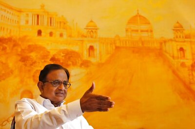 Chidambaram Backs RBI Governor Rajan, Mocks BJP Over Ishrat Case