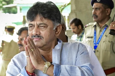 Congress Leader DK Shivakumar Raises Doubts About His Phone Being Tapped, K'taka Govt Rubbishes Claim