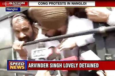 Lovely, other Congress leaders detained during protest against Delhi power crisis