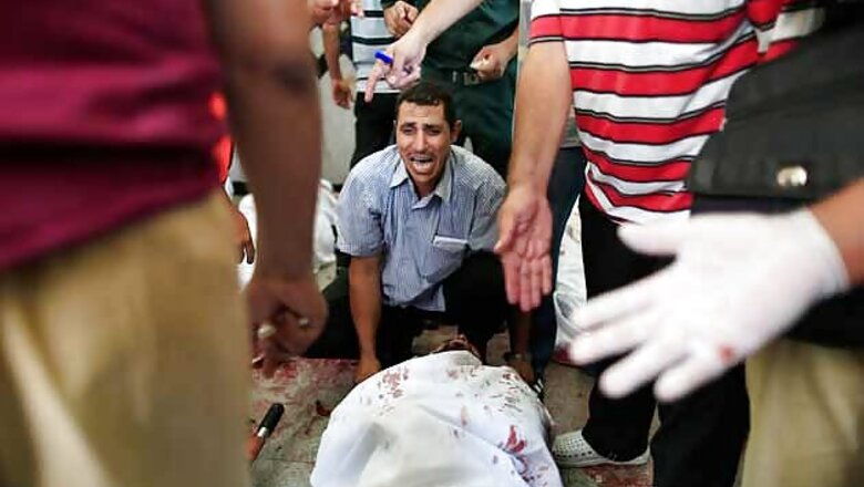 Egypt: At least 65 pro-Morsi supporters killed by security forces