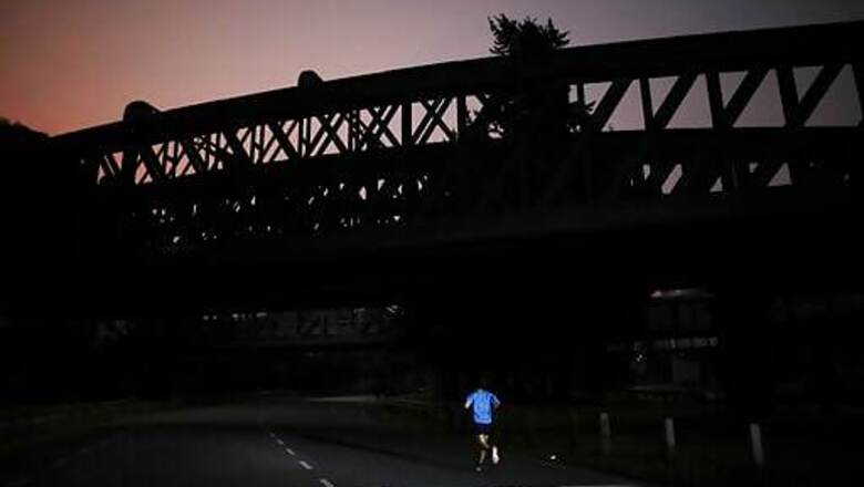 Nerves fray in Argentina, where some flout pandemic lockdown