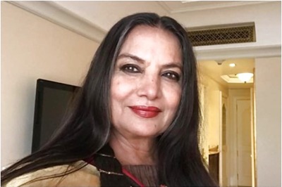 Car Mishap: Shabana Azmi 'Stable', Driver Sustains Minor Injuries