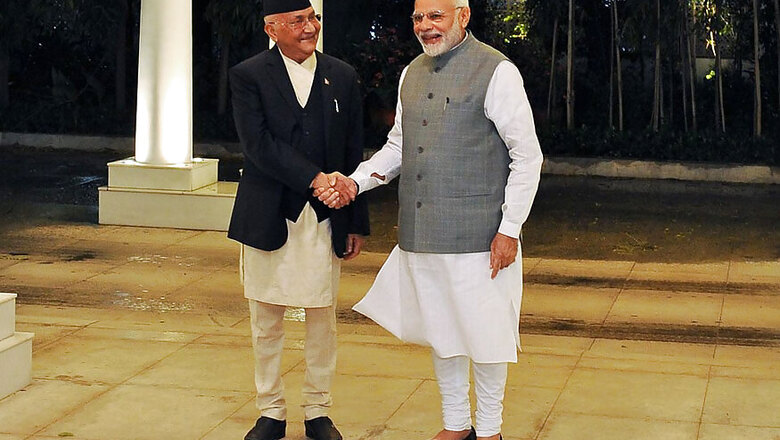 Nepal PM Oli Arrives in India, Meets Narendra Modi Ahead of Delegation-level Talks