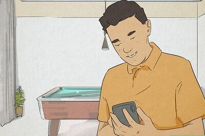 What Does the ???? 8 Ball Emoji Mean?