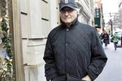 Madoff tells inmates he's dying of cancer: NY Post