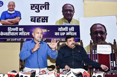 Eye on Urban Voters, Civic Issues, AAP Tries to Gather Ground in UP for 2022 Polls. But Can it Challenge BJP?