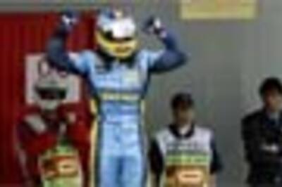 Alonso takes pole at Spanish GP