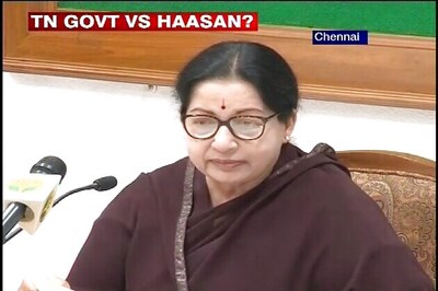 Jayalalithaa files defamation case against Karunanidhi