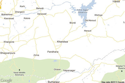 Couple found dead, police suspect suicide