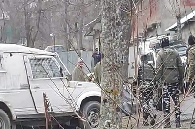 Massive Search Operations Continue in J-K to Hunt Down Terrorists