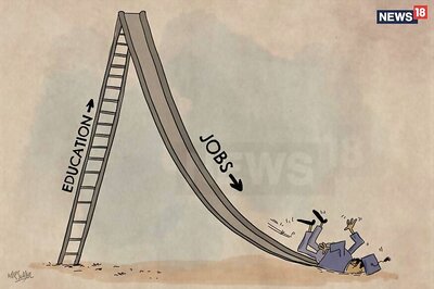 Unemployment Not the Only Problem, 8 out of 10 Indians Don't Even Have Decent Jobs