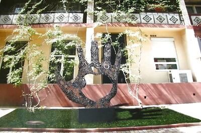 Steve Jobs monument unveiled in Ukraine