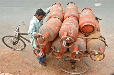 Govt to Hike LPG Prices by Rs 4 Every Month to Eliminate Subsidies