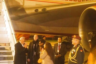 Modi in Paris to attend crucial UN Climate Change Summit, to present India's plan to cut emissions at the global conference