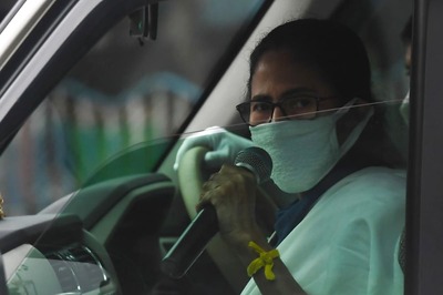 Truck Originating from Other States Potential Carriers of Coronavirus, Says Mamata Banerjee