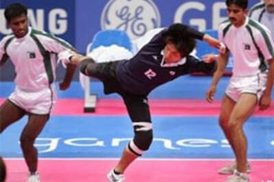 Kabaddi charms Buddhist monks