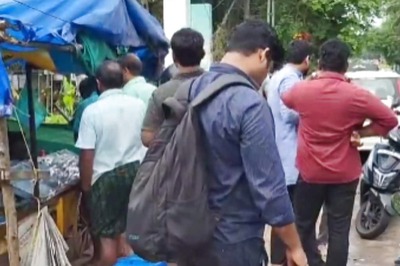 Tamil Nadu-style Tea Stalls Are Locals' New Favourite In Kerala's Alappuzha