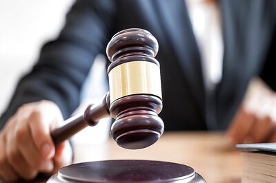 Ex-CAG Vinod Rai Tenders Apology to Cong Leader Sanjay Nirupam Over Remarks Against Him