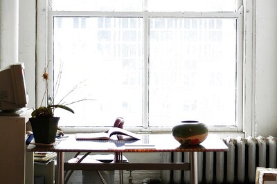 Unclean, Dull Work Environment Leads To Cognitive Decline