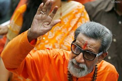Stage set for Bal Thackeray's first death anniversary on Sunday