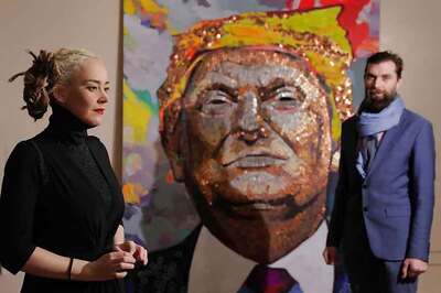 After Putin-In-Bullets, Exiled Ukrainian Artists Create Trump Portrait Using Coins and Poker Chips