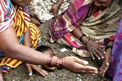 Desperate to Cure Children's 'Disabilities', Karnataka Parents Bury 3 in Neck-deep Mud on Solar Eclipse