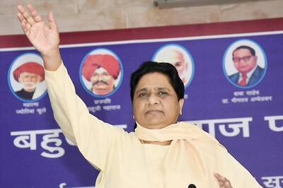 BJP Rakes up Guest House Incident to Upset SP-BSP Alliance, Mayawati Shuts it Down with this Answer
