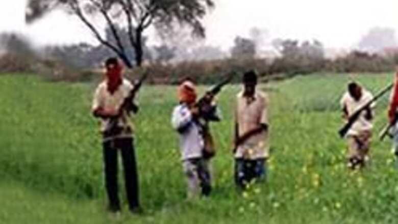 Naxals attack relief camp in Bastar
