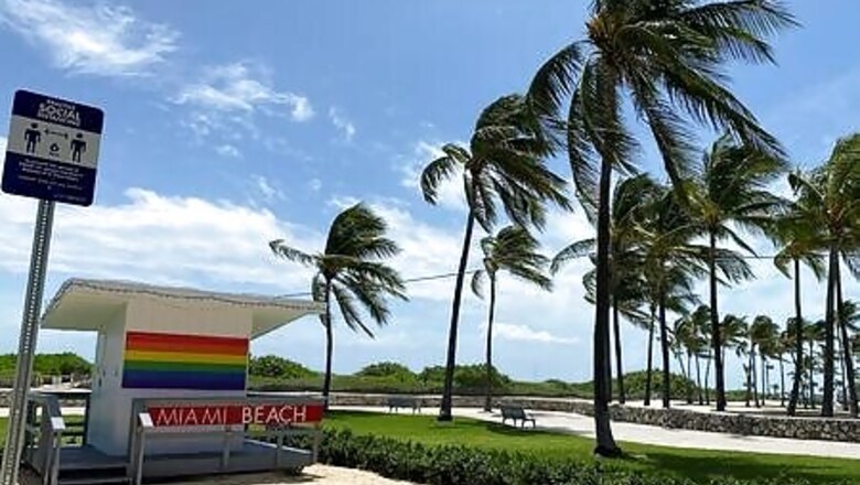 Isaias due to hit Carolinas, expected to regain hurricane strength