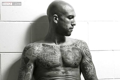 Turkey bans tattoos, piercings in schools