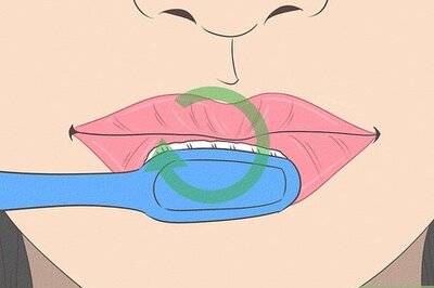 How to Make Lips Look Bigger